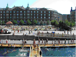 Das erste Hafenbad in Islands Brygge im Jahre 2001
